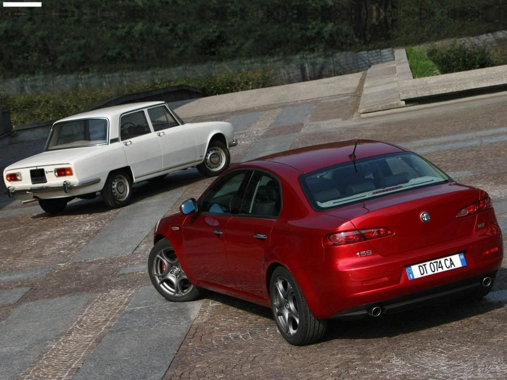 Alfa_Romeo-159_1750_TBi_2010_160-2.jpg