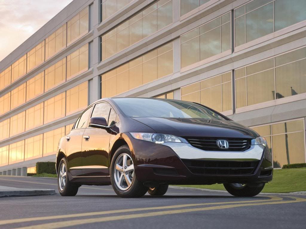 Honda-FCX_Clarity_2009_1600x1200-13.jpg