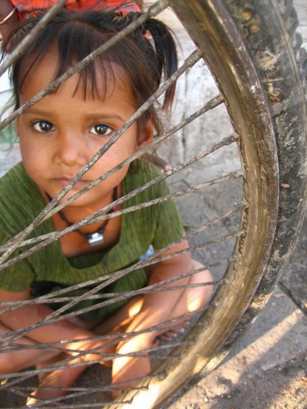 1250575799_india_children_36.jpg