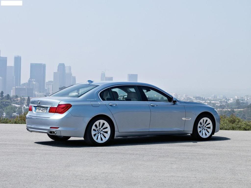BMW-7_ActiveHybrid_2010_1600x120-13.jpg