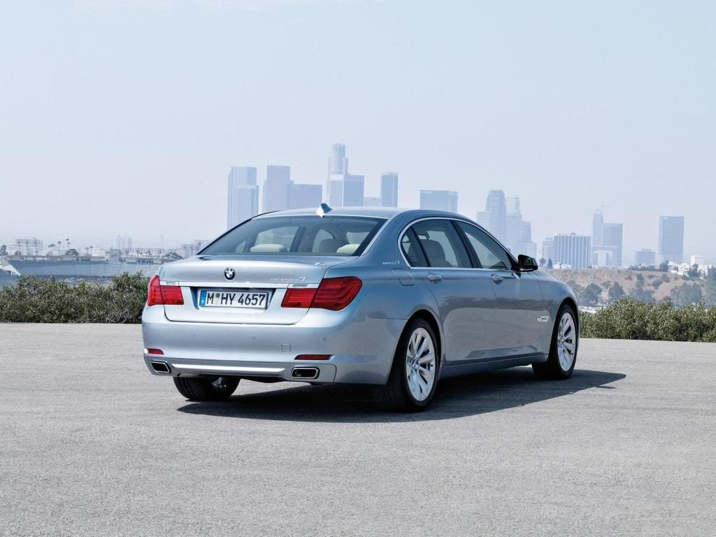 BMW-7_ActiveHybrid_2010_1600x120-14.jpg