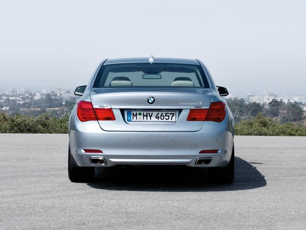 BMW-7_ActiveHybrid_2010_1600x120-9.jpg