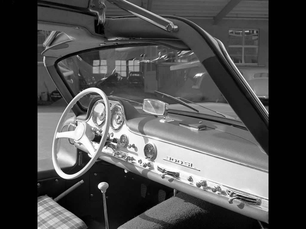 Mercedes-Benz-300_SL_Gullwing_19-12.jpg