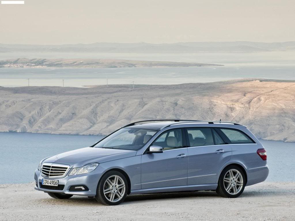Mercedes-Benz-E-Class_Estate_201-22.jpg