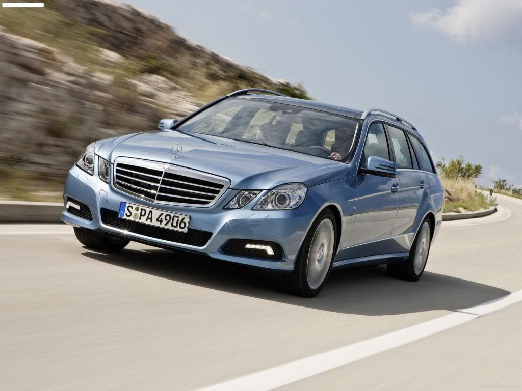 Mercedes-Benz-E-Class_Estate_201-24.jpg