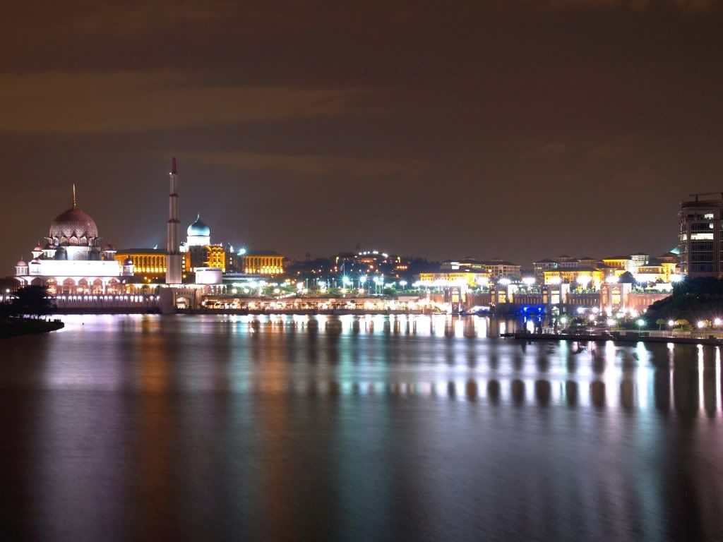 Putrajaya-Malaysia.jpg