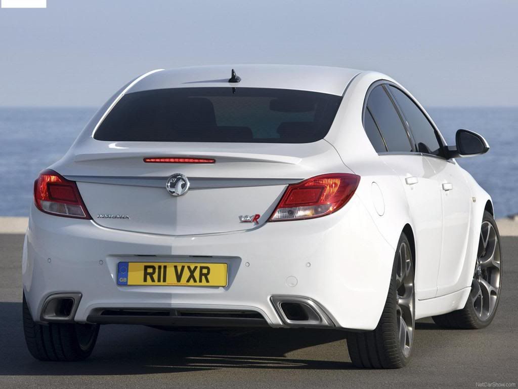 Vauxhall-Insignia_VXR_2010_1600x-4.jpg