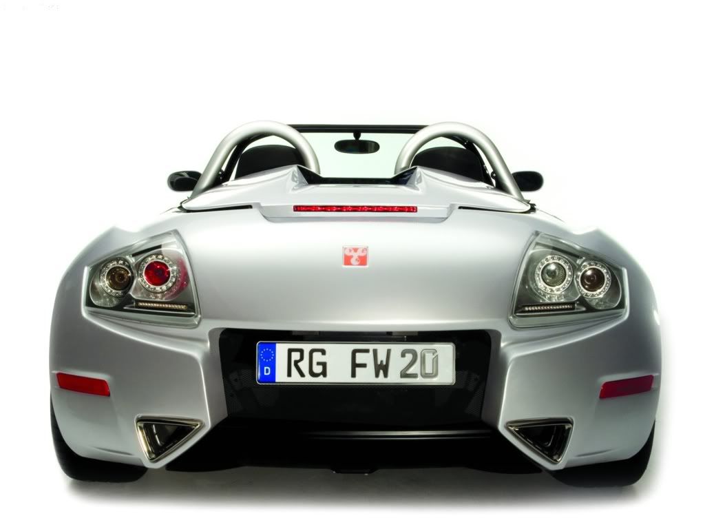 Yes-Roadster_3_2_2006_1600x1200_-1.jpg