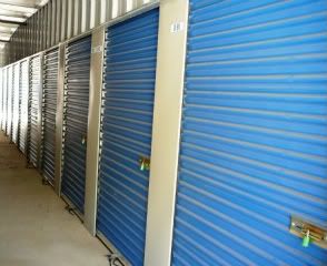 hallwayofunits-1.jpg MEDIUM ROW UNITS image by RobinsonProperties